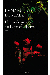  DONGALA Emmanuel - Photo de groupe au bord du fleuve