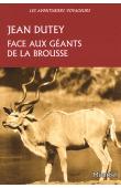 Récits de chasse à l'éléphant, au buffle et aux antilopes, au Tchad, en Oubangui et au Congo, où l'auteur séjourna en 1948 et 1949. Partant seul avec quelques pisteurs, Dutey devint rapidement un chasseur confirmé. Un bon classique.  « Tandis que nous des