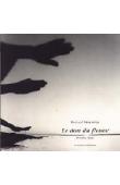  DESCAMPS Bernard, (photographe), SEYDOU Christiane, (textes recueillis par) - Le don du fleuve, poèmes peuls recueillis et présentés par Christiane Seydou. Sendégué, Mali 1998